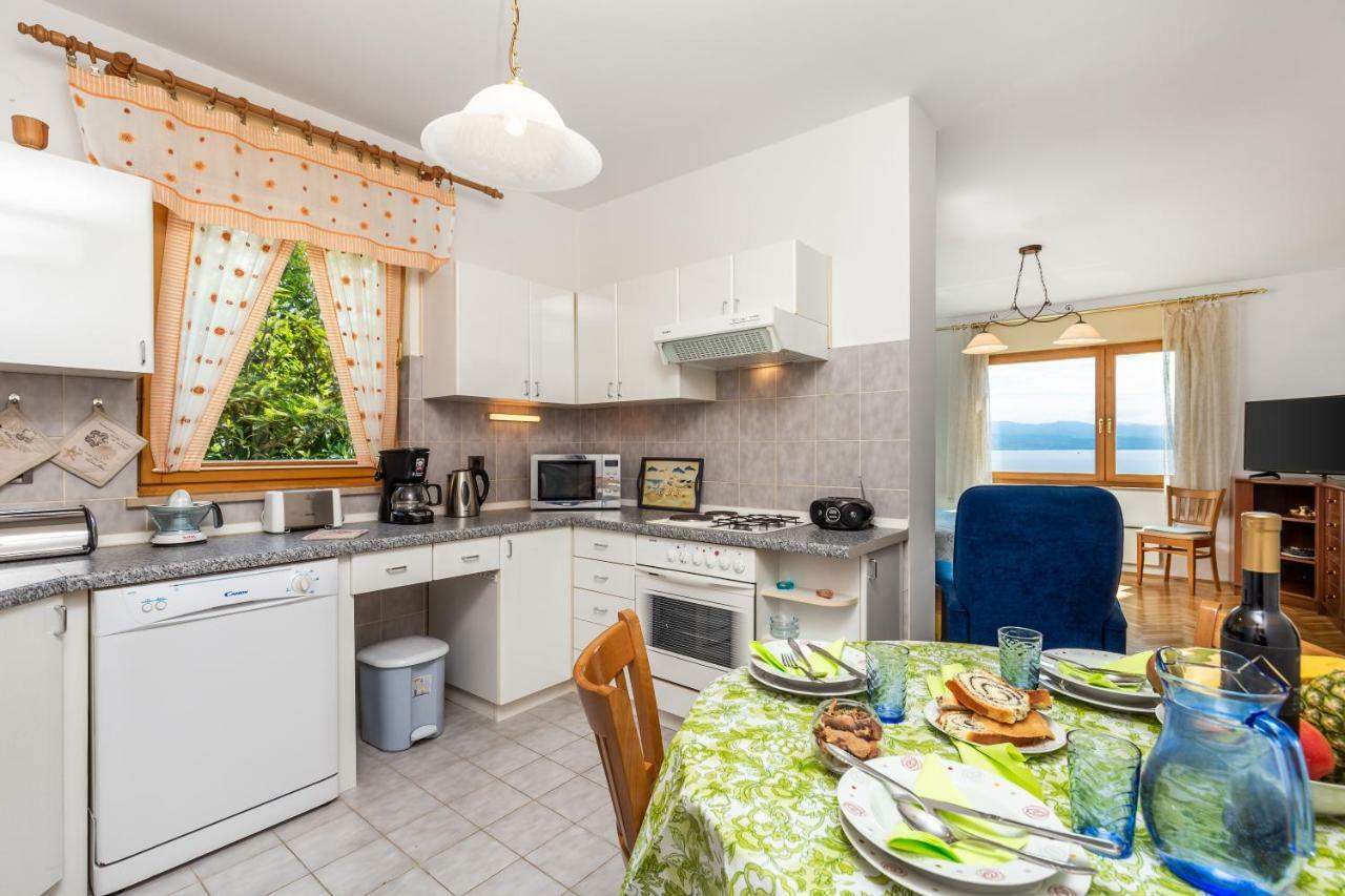Apartmani Hrvatin Opatija Exterior foto